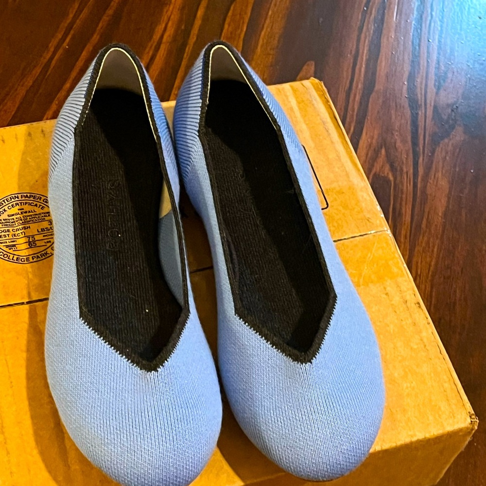 Rothy’s blue wool flats, EUC worn once, size 8.5
